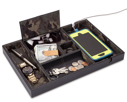 HOUNDSBAY Valet Organizer Woodland Camo Victory - Valet Tray for Men with Large Smartphone Charging Station